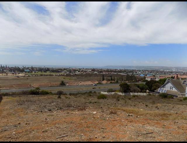 LAND FOR SALE IN HARTENBOS HEUWELS